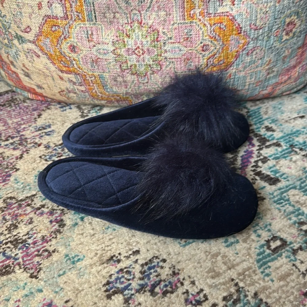 Fun deep blue I.N.C. Slippers with fizzy Pom gently preowned. - Picture 2 of 5